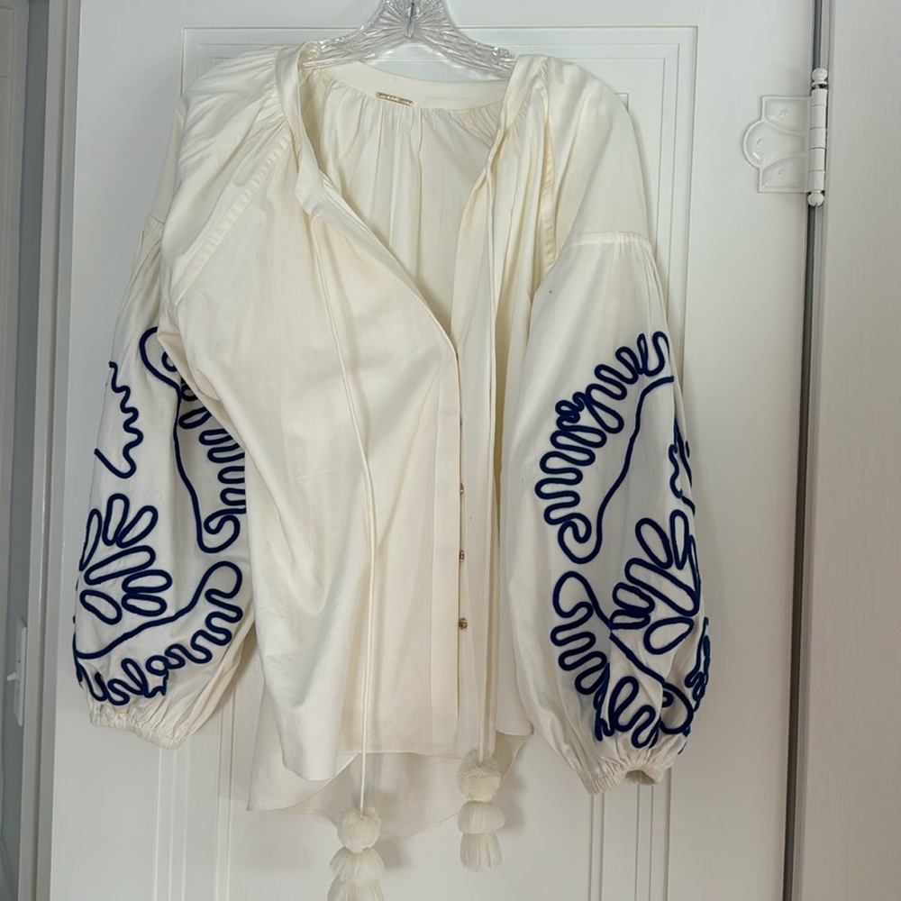 Alexis blouse with snap closure and tassel neck tie - Picture 2 of 5